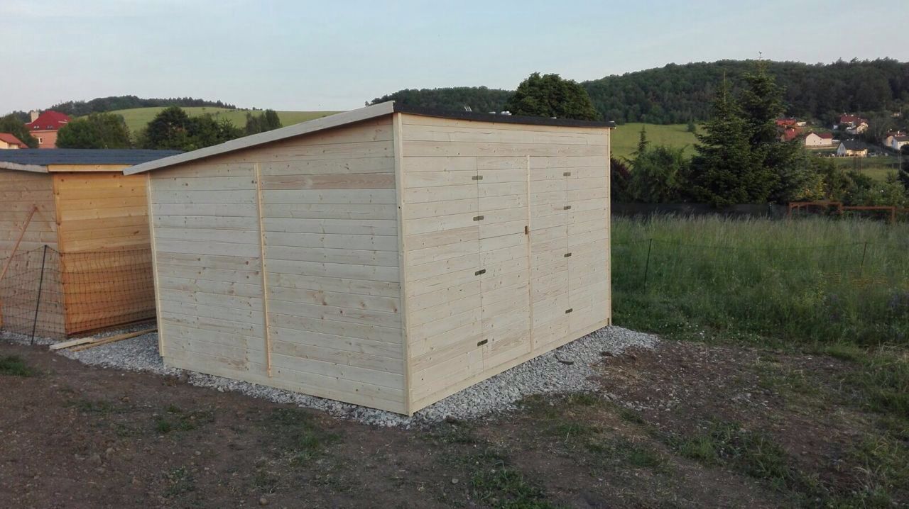 Fa disznóól / fészer 1 x 2 m , kecskék , juhok .... részére